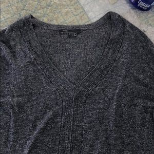 Vince heathered blue light sweater, size small